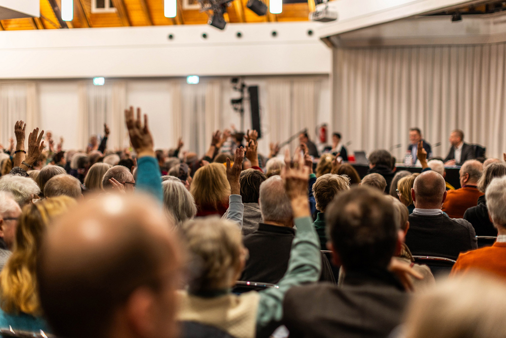 Impressionen von der Bürgerinformationsveranstaltung vor Baustart zur Neugestaltung und barrierefreiem Ausbau der Dossenheimer Landstraße in Heidelberg-Handschuhsheim.