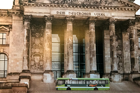 Mannheimer Bus vor dem Reichstagsgebäude