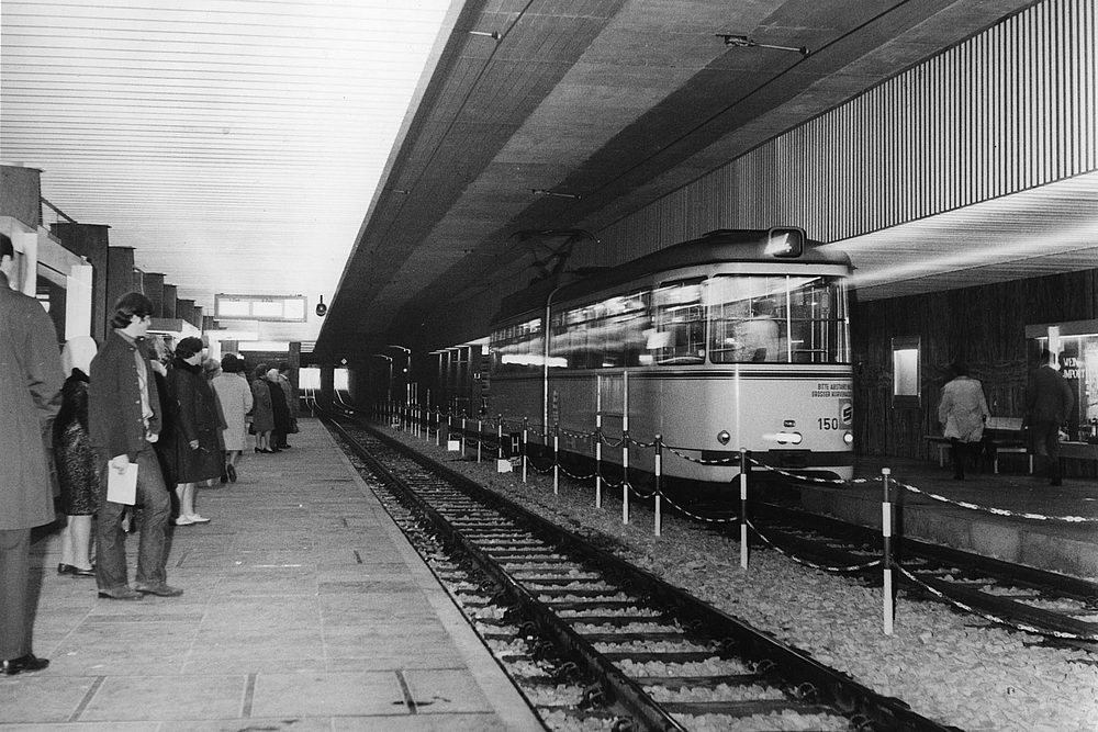 Straßenbahnhaltestelle Ludwigshafen Hauptbahnhof 1969