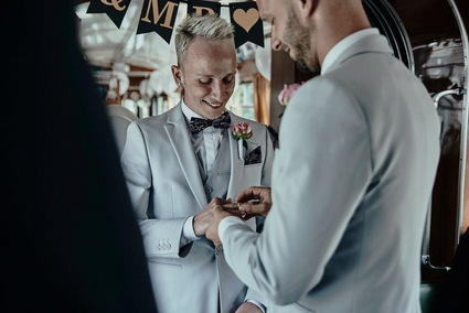 Hochzeit in der Straßenbahn