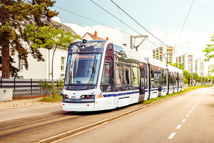 Rhein-Neckar-Tram im Sommer