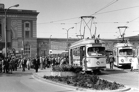 Mit der Straßenbahn der MVG ging es schon 1975 zur BUGA im Mannheimer Luisen- und im Herzogenriedpark.
