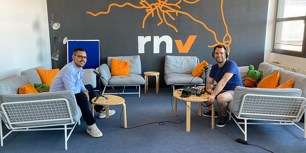 Folge 2 der dritten Staffel des rnv-Podcasts verkehr(t) verhör(t) mit Dominik Schork und Jens Schneider
