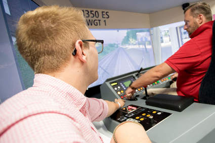Fahrlehrer Alexander Koch im FahrSim der rnv