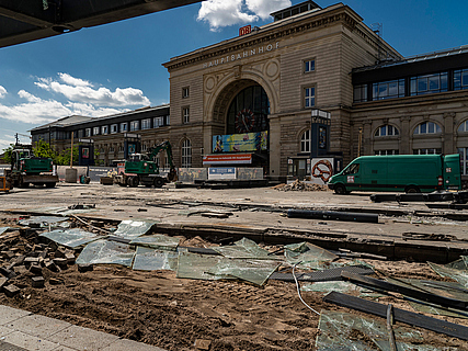 Abriss Fahrgastunterstände der rnv-Haltestelle Mannheim Hauptbahnhof - Bild 5