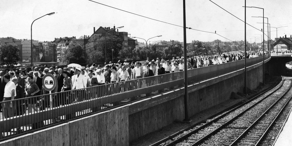 Eröffnung der Pilzhochstraße im Jahr 1959 Eröffnung der Pilzhochstraße im Jahr 1959